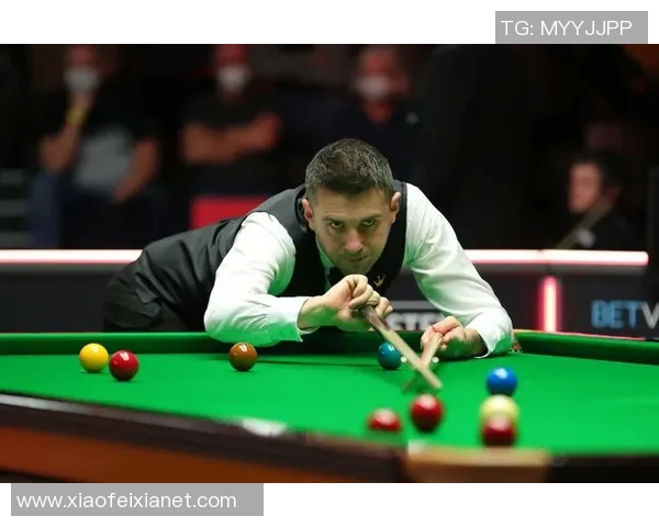 塞尔比与沃顿激战正酣比分悬念迭起引人关注